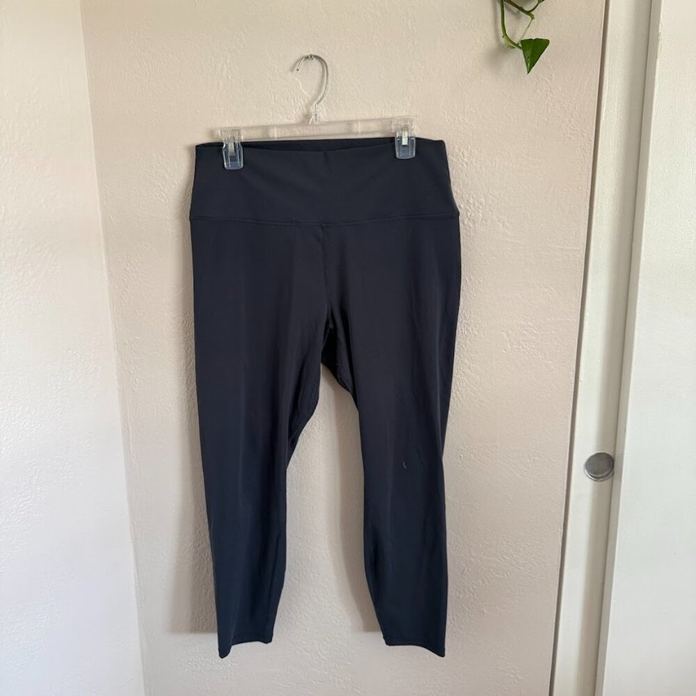 TSLA Grey Leggings – Size XL (Excellent Used Condition)